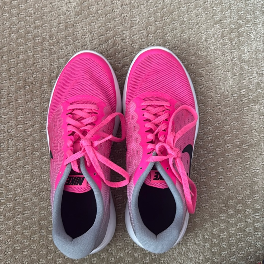 Nike shoes